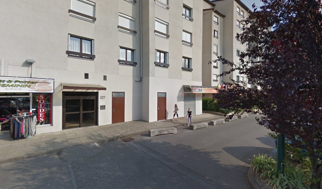 Retrouvez toutes les informations de contacts et horaires d&rsquo;ouverture pour Relais Pickup SECRET D UNE FLEUR situé à Lyon dans le département Rhône (69). Pour effectuer envoyer vos colis (colissimo, chronopost, suivi colis), une gestion bancaire (banque postal, French Bank), [&hellip;]