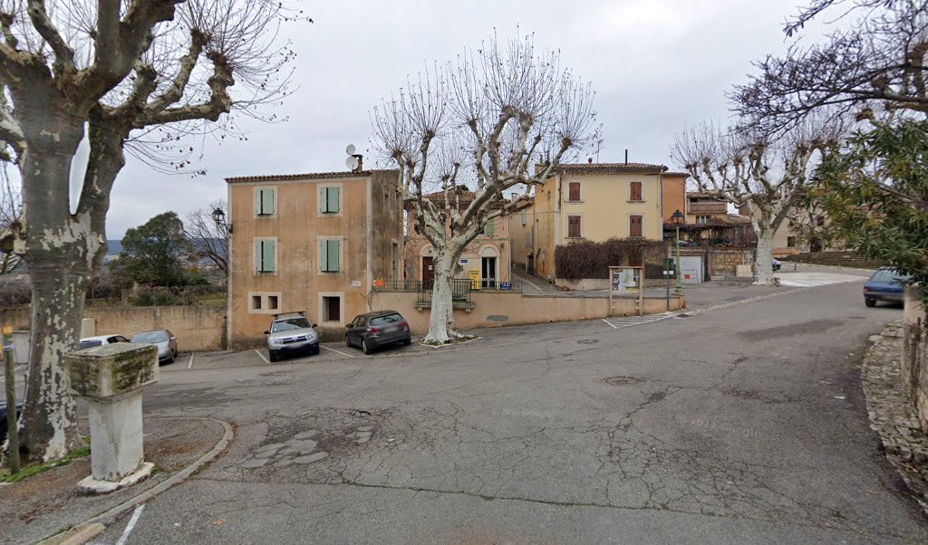 Retrouvez toutes les informations de contacts et horaires d&rsquo;ouverture pour La Poste Agence Communale VILLARS Mairie situé à Villars dans le département Vaucluse (84). Pour effectuer envoyer vos colis (colissimo, chronopost, suivi colis), une gestion bancaire (banque postal, French Bank), [&hellip;]