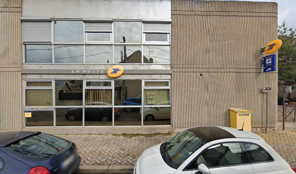 Retrouvez toutes les informations de contacts et horaires d&rsquo;ouverture pour La Poste ROANNE CLERMONT situé à Roanne dans le département Loire (42). Pour effectuer envoyer vos colis (colissimo, chronopost, suivi colis), une gestion bancaire (banque postal, French Bank), votre courrier [&hellip;]