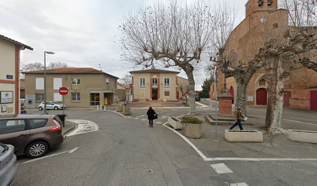 Retrouvez toutes les informations de contacts et horaires d&rsquo;ouverture pour La Poste Agence Communale ST JORY MAIRIE situé à St jory dans le département Haute-Garonne (31). Pour effectuer envoyer vos colis (colissimo, chronopost, suivi colis), une gestion bancaire (banque postal, [&hellip;]