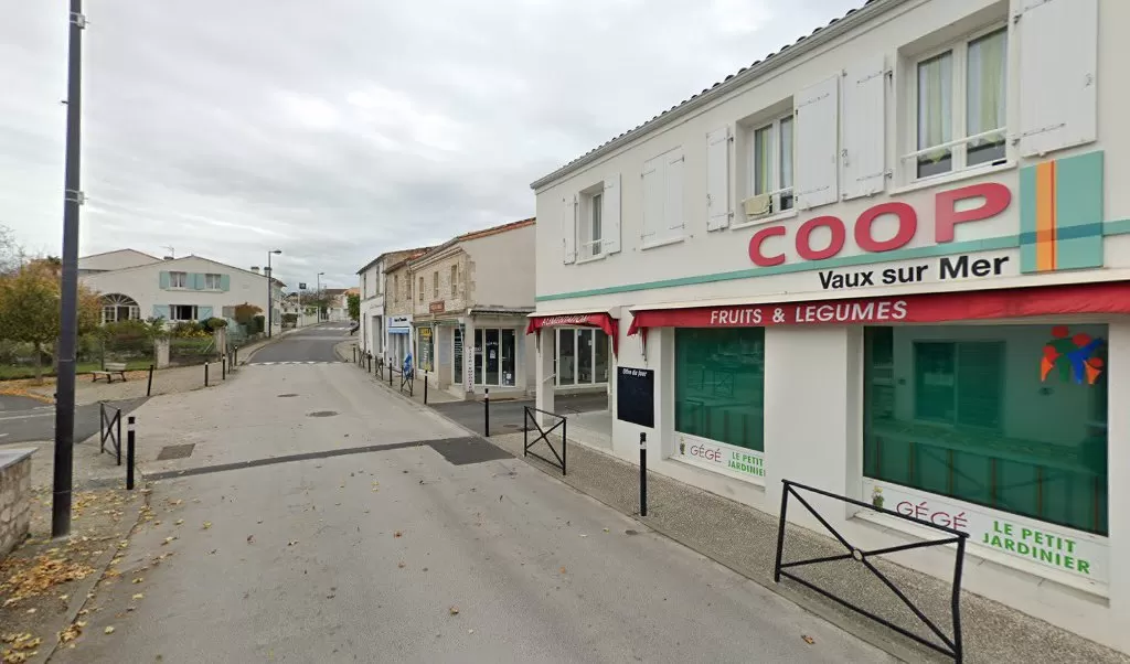 Retrouvez toutes les informations de contacts et horaires d&rsquo;ouverture pour Relais Pickup COOP VAUX SUR MER situé à Vaux sur mer dans le département Charente-Maritime (17). Pour effectuer envoyer vos colis (colissimo, chronopost, suivi colis), une gestion bancaire (banque postal, [&hellip;]