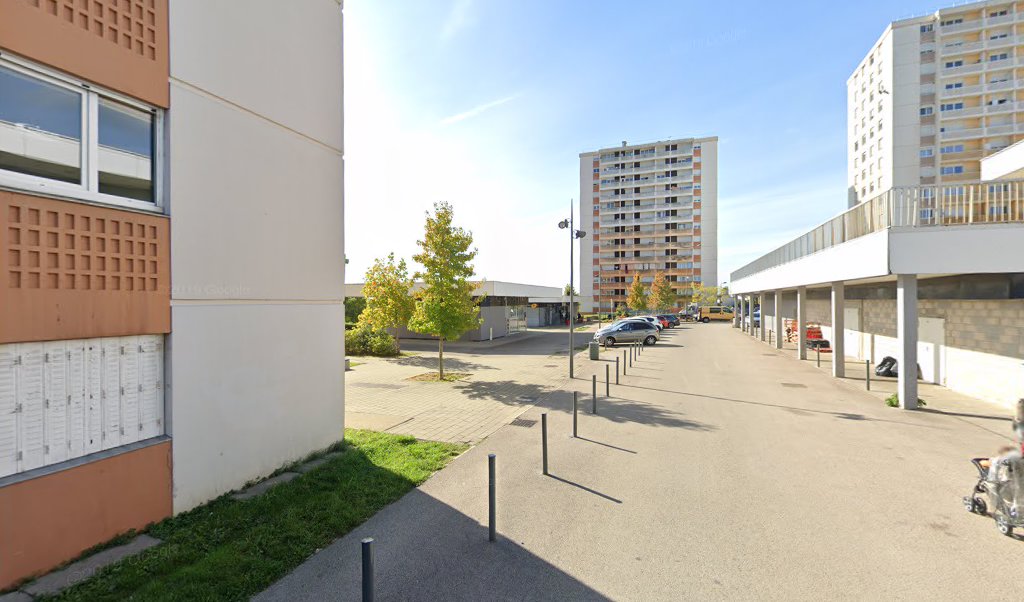 Retrouvez toutes les informations de contacts et horaires d&rsquo;ouverture pour La Poste Relais DOLE REGIE DE QUARTIERS MESNILS situé à Dole dans le département Jura (39). Pour effectuer envoyer vos colis (colissimo, chronopost, suivi colis), une gestion bancaire (banque postal, [&hellip;]