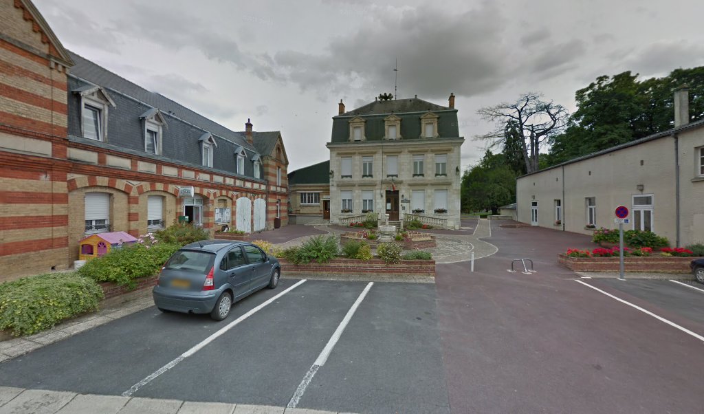 Retrouvez toutes les informations de contacts et horaires d&rsquo;ouverture pour La Poste Agence Communale ST GERMAINMONT Mairie situé à St germainmont dans le département Ardennes (08). Pour effectuer envoyer vos colis (colissimo, chronopost, suivi colis), une gestion bancaire (banque postal, [&hellip;]