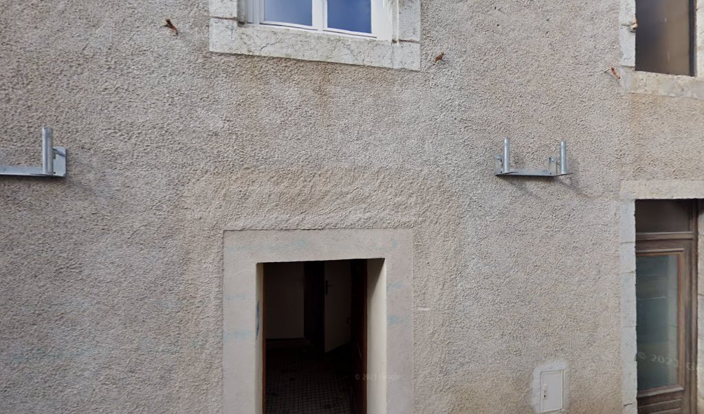 Retrouvez toutes les informations de contacts et horaires d&rsquo;ouverture pour La Poste Agence Communale DOUELLE Mairie situé à Douelle dans le département Lot (46). Pour effectuer envoyer vos colis (colissimo, chronopost, suivi colis), une gestion bancaire (banque postal, French Bank), [&hellip;]