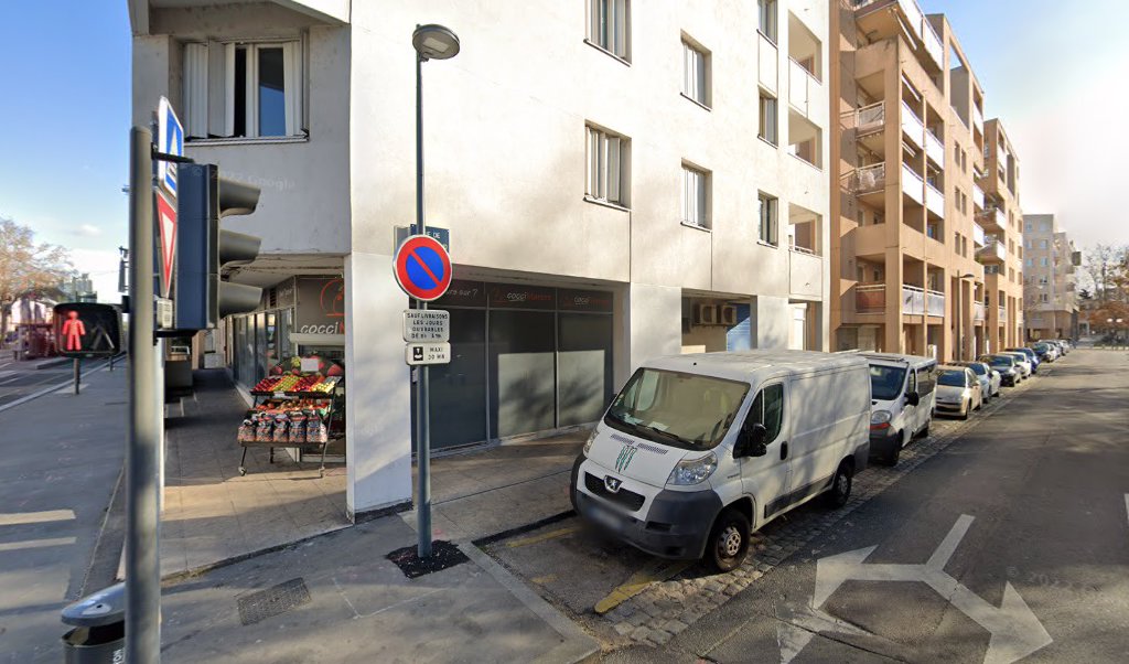 Retrouvez toutes les informations de contacts et horaires d&rsquo;ouverture pour Relais Pickup AU PANIER SYMPA – DEBOURG situé à Lyon dans le département Rhône (69). Pour effectuer envoyer vos colis (colissimo, chronopost, suivi colis), une gestion bancaire (banque postal, French [&hellip;]