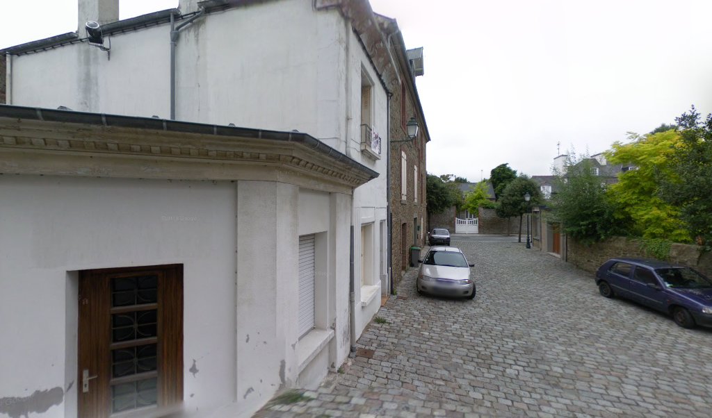 Retrouvez toutes les informations de contacts et horaires d&rsquo;ouverture pour Relais Pickup CARREFOUR CITY situé à St lunaire dans le département Ille-et-Vilaine (35). Pour effectuer envoyer vos colis (colissimo, chronopost, suivi colis), une gestion bancaire (banque postal, French Bank), votre [&hellip;]