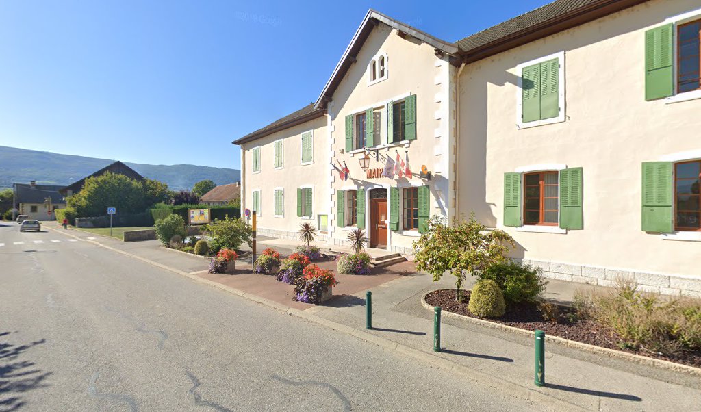 Retrouvez toutes les informations de contacts et horaires d&rsquo;ouverture pour La Poste Agence Communale VALLIERES Mairie situé à Vallieres dans le département Haute-Savoie (74). Pour effectuer envoyer vos colis (colissimo, chronopost, suivi colis), une gestion bancaire (banque postal, French Bank), [&hellip;]