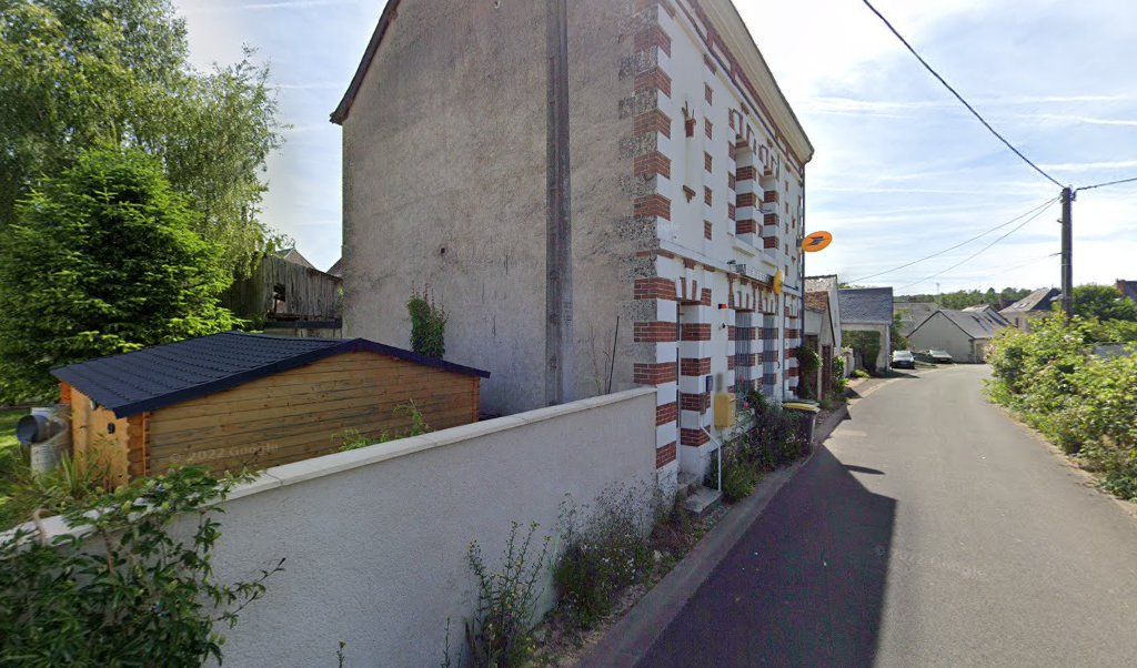 Retrouvez toutes les informations de contacts et horaires d&rsquo;ouverture pour La Poste REUGNY situé à Reugny dans le département Indre-et-Loire (37). Pour effectuer envoyer vos colis (colissimo, chronopost, suivi colis), une gestion bancaire (banque postal, French Bank), votre courrier (suivi [&hellip;]