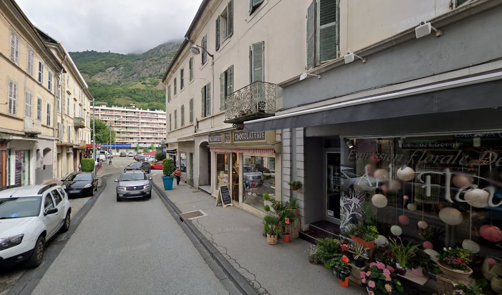 Retrouvez toutes les informations de contacts et horaires d&rsquo;ouverture pour Relais Pickup LA DUCHESSE DE SAVOIE situé à Saint jean de maurienne dans le département Savoie (73). Pour effectuer envoyer vos colis (colissimo, chronopost, suivi colis), une gestion bancaire (banque [&hellip;]