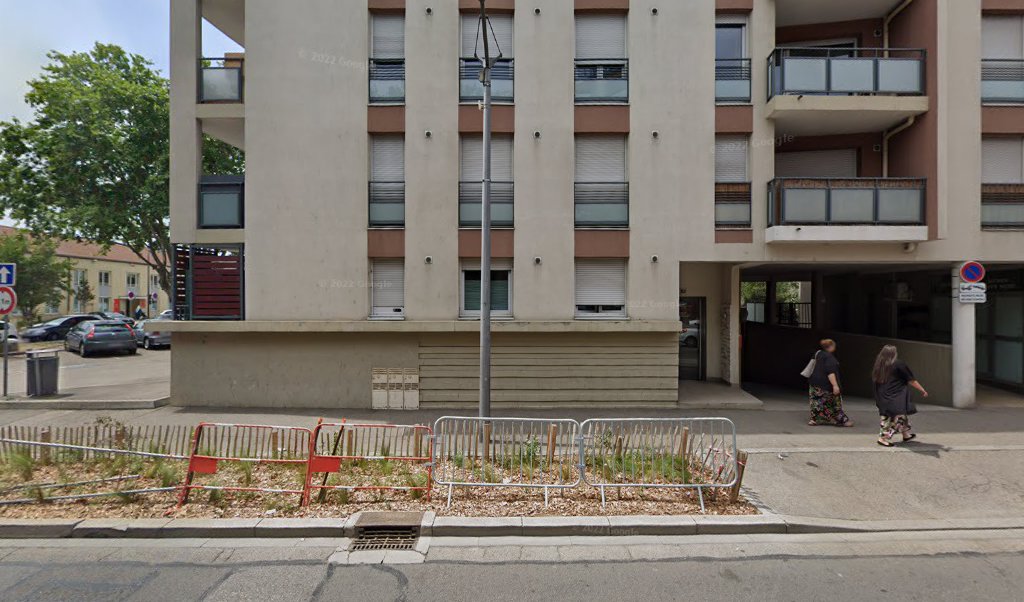 Retrouvez toutes les informations de contacts et horaires d&rsquo;ouverture pour Relais Pickup TEAM PHONE situé à St fons dans le département Rhône (69). Pour effectuer envoyer vos colis (colissimo, chronopost, suivi colis), une gestion bancaire (banque postal, French Bank), votre [&hellip;]