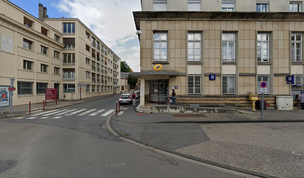 Retrouvez toutes les informations de contacts et horaires d&rsquo;ouverture pour La Poste SEDAN TURENNE situé à Sedan dans le département Ardennes (08). Pour effectuer envoyer vos colis (colissimo, chronopost, suivi colis), une gestion bancaire (banque postal, French Bank), votre courrier [&hellip;]