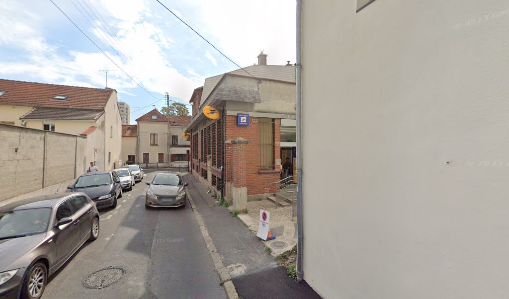 Retrouvez toutes les informations de contacts et horaires d&rsquo;ouverture pour La Poste MONTMAGNY situé à Montmagny dans le département Val-D&rsquo;Oise (95). Pour effectuer envoyer vos colis (colissimo, chronopost, suivi colis), une gestion bancaire (banque postal, French Bank), votre courrier (suivi [&hellip;]