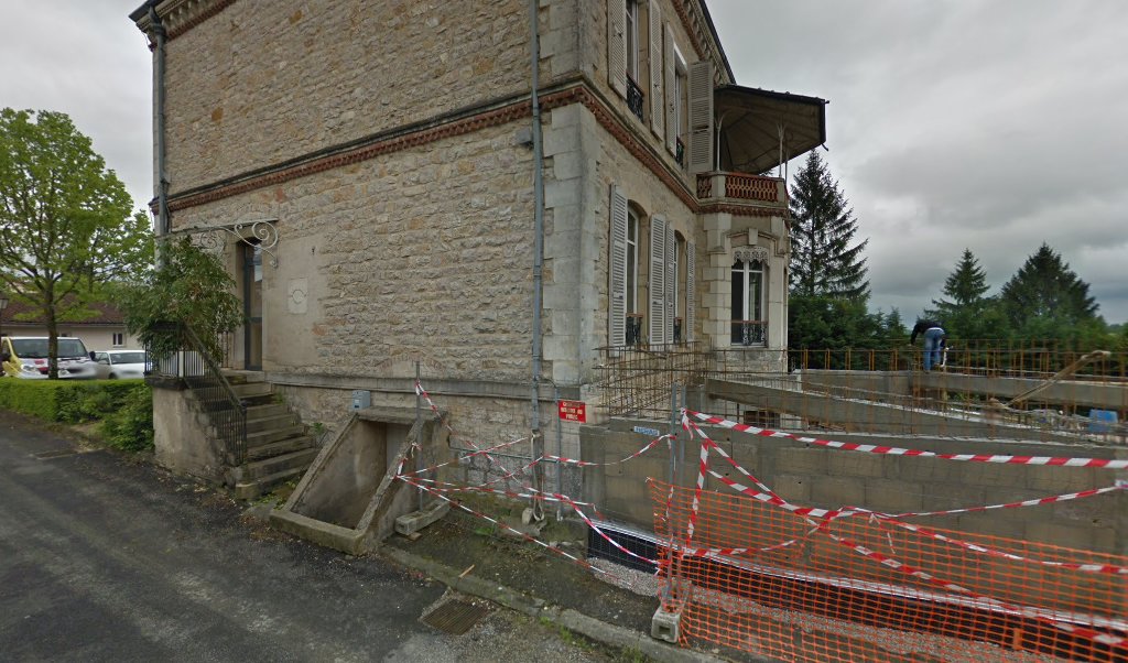 Retrouvez toutes les informations de contacts et horaires d&rsquo;ouverture pour La Poste Agence Communale VARENNES ST SAUVEUR Mairie situé à Varennes st sauveur dans le département Saône-et-Loire (71). Pour effectuer envoyer vos colis (colissimo, chronopost, suivi colis), une gestion bancaire [&hellip;]