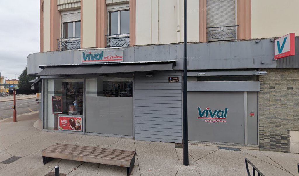 Retrouvez toutes les informations de contacts et horaires d&rsquo;ouverture pour Relais Pickup VIVAL BY CASINO situé à Roanne dans le département Loire (42). Pour effectuer envoyer vos colis (colissimo, chronopost, suivi colis), une gestion bancaire (banque postal, French Bank), votre [&hellip;]