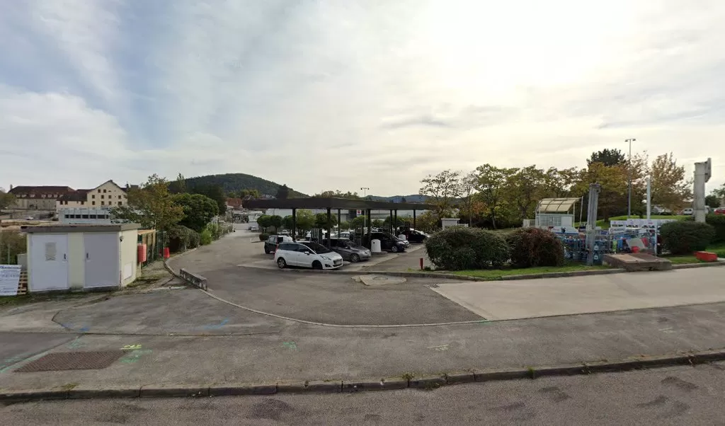 Retrouvez toutes les informations de contacts et horaires d&rsquo;ouverture pour Relais Pickup SUPER U situé à Besancon dans le département Doubs (25). Pour effectuer envoyer vos colis (colissimo, chronopost, suivi colis), une gestion bancaire (banque postal, French Bank), votre courrier [&hellip;]