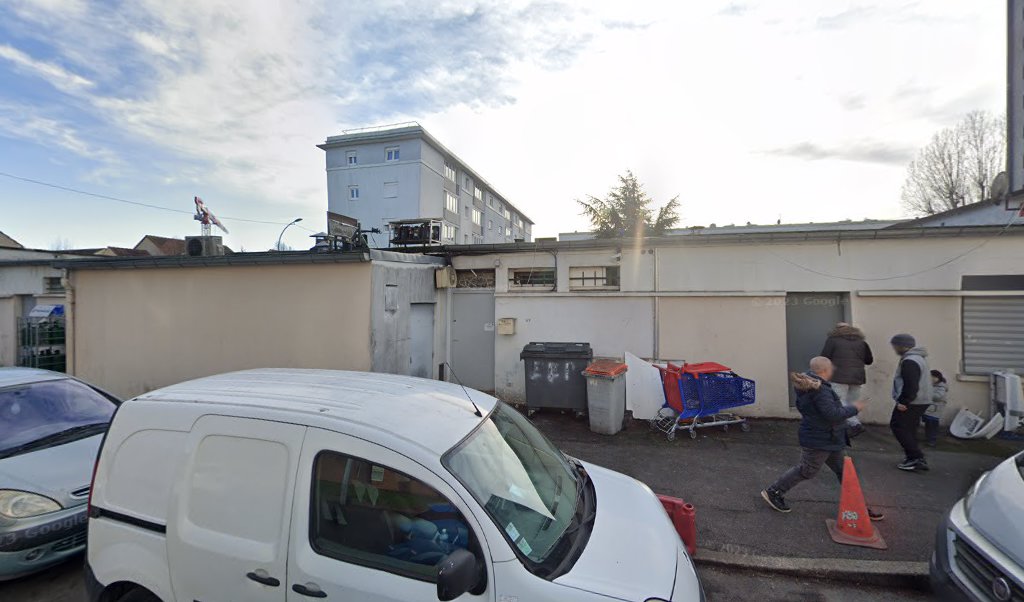 Retrouvez toutes les informations de contacts et horaires d&rsquo;ouverture pour Relais Pickup MARCHE DU MONDE situé à Poissy dans le département Yvelines (78). Pour effectuer envoyer vos colis (colissimo, chronopost, suivi colis), une gestion bancaire (banque postal, French Bank), votre [&hellip;]