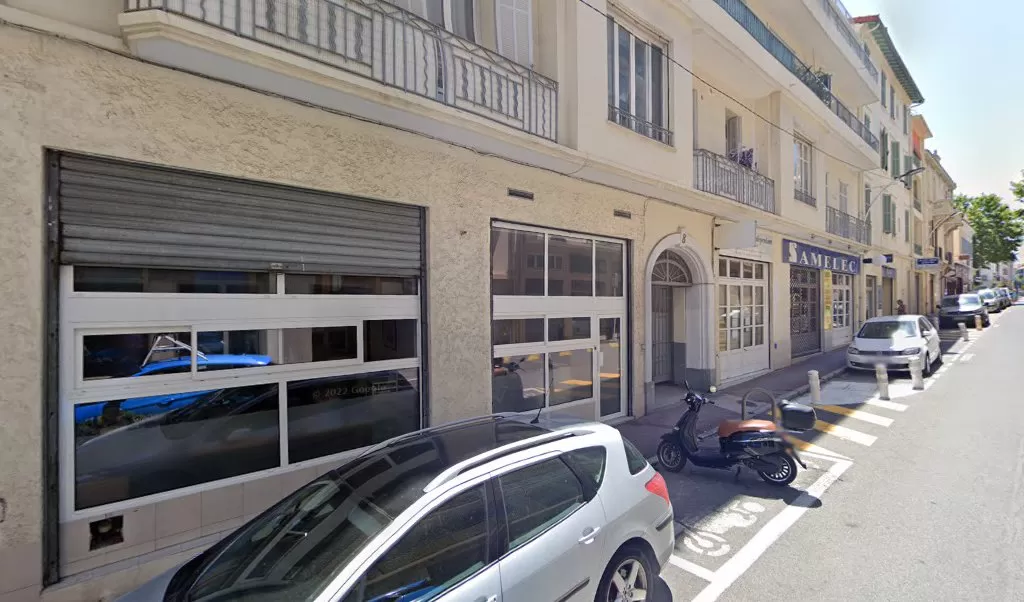 Retrouvez toutes les informations de contacts et horaires d&rsquo;ouverture pour Relais Pickup MASELEC situé à Antibes dans le département Alpes-Maritimes (06). Pour effectuer envoyer vos colis (colissimo, chronopost, suivi colis), une gestion bancaire (banque postal, French Bank), votre courrier (suivi [&hellip;]