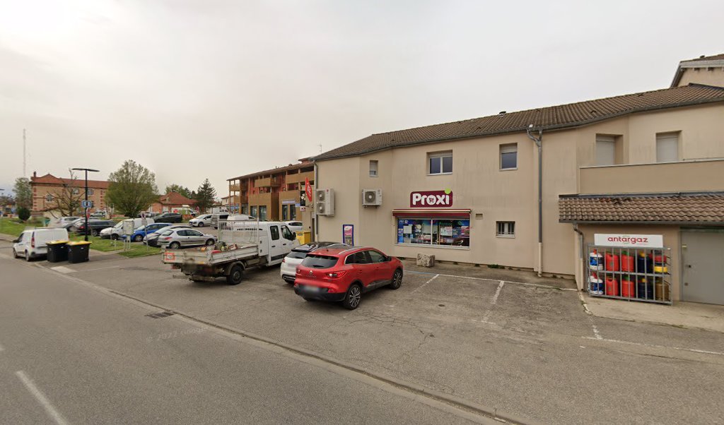 Retrouvez toutes les informations de contacts et horaires d&rsquo;ouverture pour La Poste Relais TRAMOYES Buraliste situé à Tramoyes dans le département Ain (01). Pour effectuer envoyer vos colis (colissimo, chronopost, suivi colis), une gestion bancaire (banque postal, French Bank), votre [&hellip;]