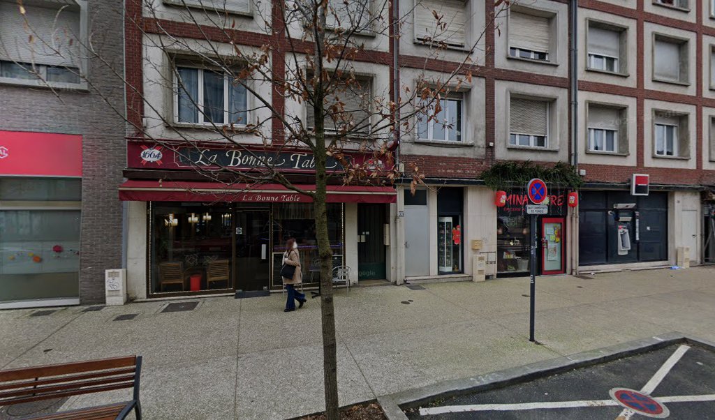 Retrouvez toutes les informations de contacts et horaires d&rsquo;ouverture pour Relais Pickup MINA STORE situé à Amiens dans le département Somme (80). Pour effectuer envoyer vos colis (colissimo, chronopost, suivi colis), une gestion bancaire (banque postal, French Bank), votre courrier [&hellip;]