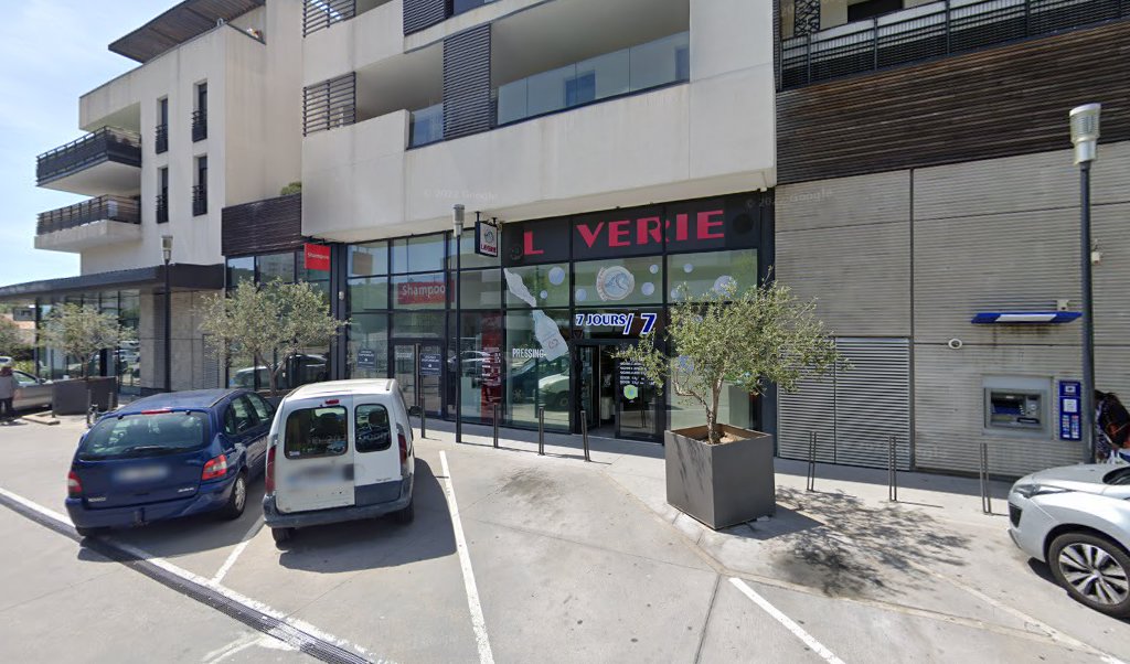 Retrouvez toutes les informations de contacts et horaires d&rsquo;ouverture pour La Poste CANNES RANGUIN situé à Cannes dans le département Alpes-Maritimes (06). Pour effectuer envoyer vos colis (colissimo, chronopost, suivi colis), une gestion bancaire (banque postal, French Bank), votre courrier [&hellip;]