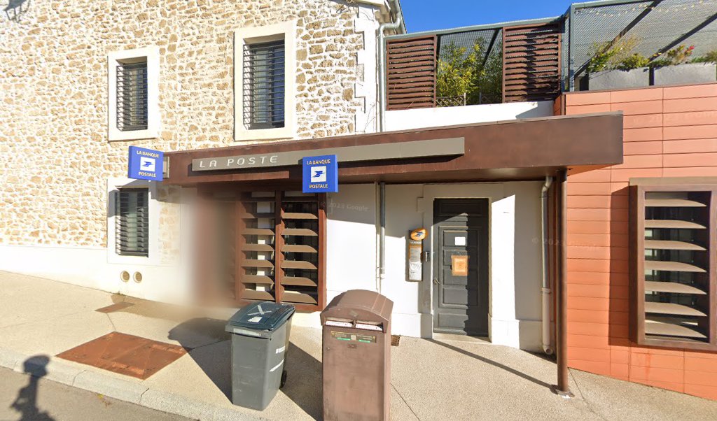 Retrouvez toutes les informations de contacts et horaires d&rsquo;ouverture pour La Poste PUJAUT situé à Pujaut dans le département Gard (30). Pour effectuer envoyer vos colis (colissimo, chronopost, suivi colis), une gestion bancaire (banque postal, French Bank), votre courrier (suivi [&hellip;]