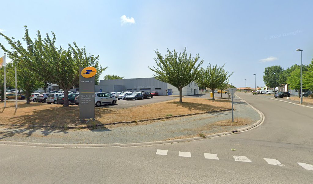 Retrouvez toutes les informations de contacts et horaires d&rsquo;ouverture pour La Poste Espace Clients Pro CHALLANS PDC1 situé à Challans dans le département Vendée (85). Pour effectuer envoyer vos colis (colissimo, chronopost, suivi colis), une gestion bancaire (banque postal, French [&hellip;]