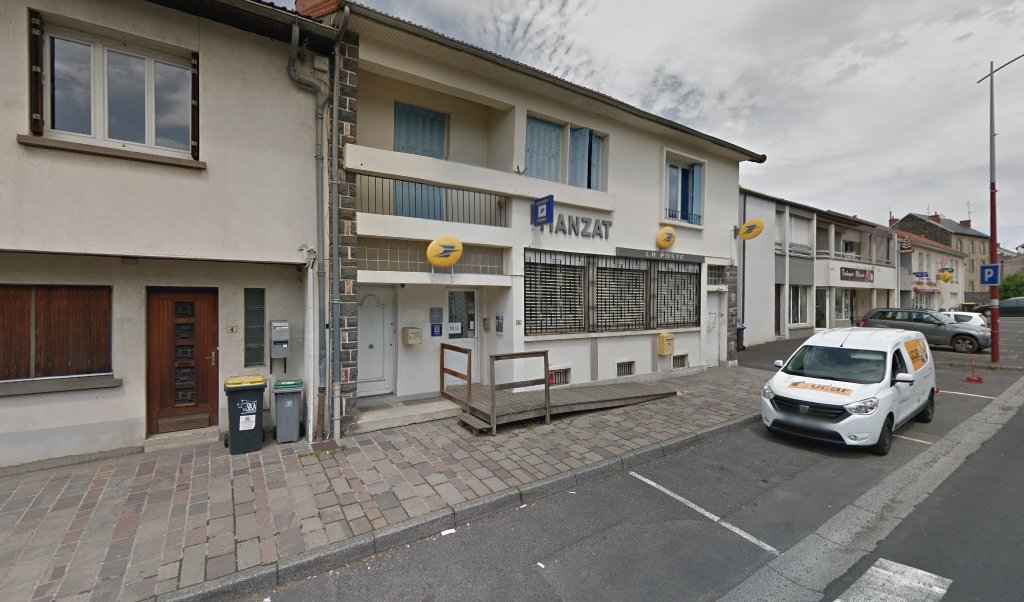 Retrouvez toutes les informations de contacts et horaires d&rsquo;ouverture pour La Poste MANZAT situé à Manzat dans le département Puy-de-Dôme (63). Pour effectuer envoyer vos colis (colissimo, chronopost, suivi colis), une gestion bancaire (banque postal, French Bank), votre courrier (suivi [&hellip;]