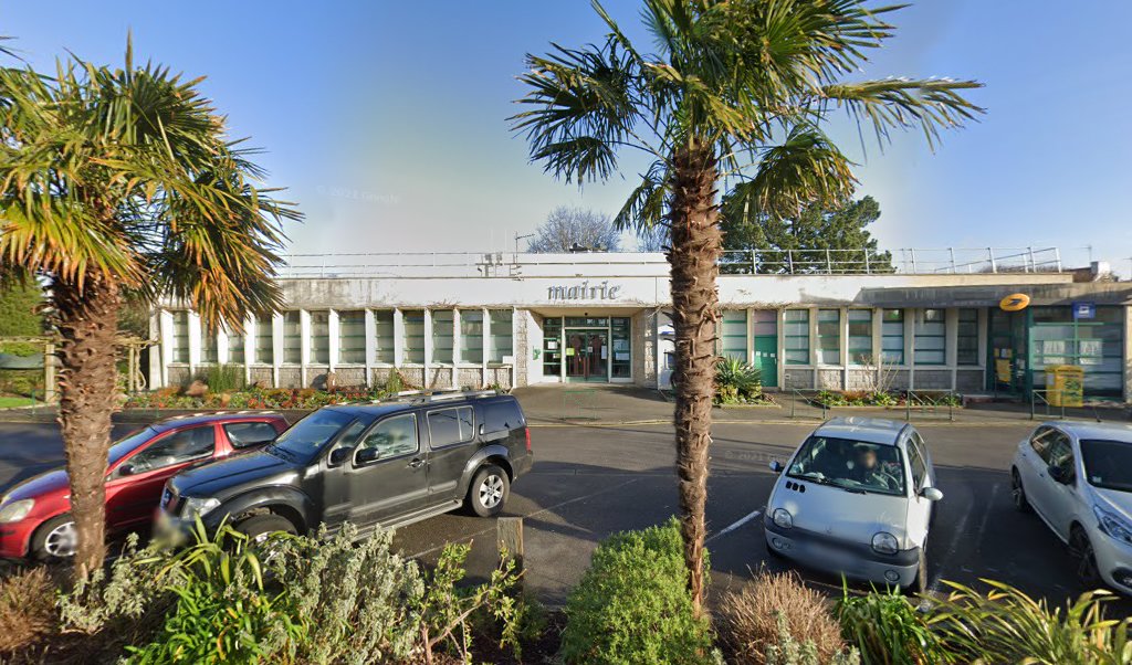 Retrouvez toutes les informations de contacts et horaires d&rsquo;ouverture pour La Poste ERGUE ARMEL situé à Quimper dans le département Finistère (29). Pour effectuer envoyer vos colis (colissimo, chronopost, suivi colis), une gestion bancaire (banque postal, French Bank), votre courrier [&hellip;]
