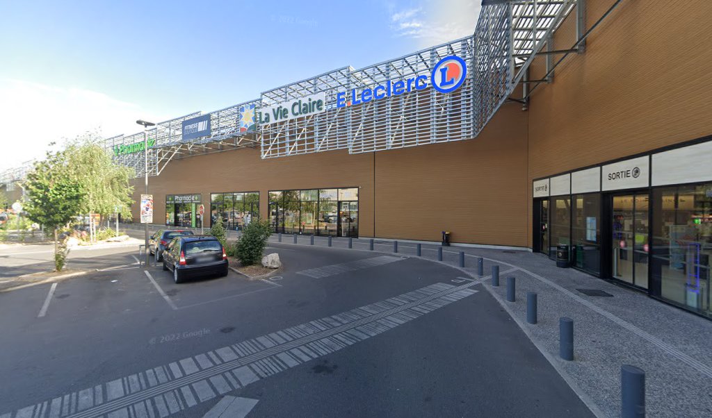Retrouvez toutes les informations de contacts et horaires d&rsquo;ouverture pour Relais Pickup E LECLERC situé à Cergy dans le département Val-D&rsquo;Oise (95). Pour effectuer envoyer vos colis (colissimo, chronopost, suivi colis), une gestion bancaire (banque postal, French Bank), votre courrier [&hellip;]