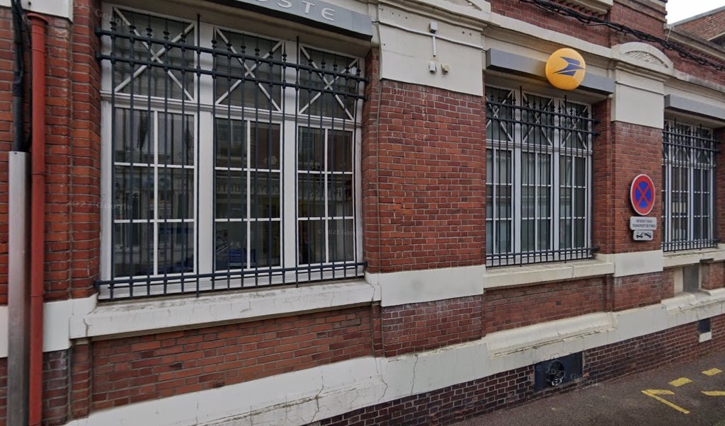Retrouvez toutes les informations de contacts et horaires d&rsquo;ouverture pour La Poste MONTDIDIER situé à Montdidier dans le département Somme (80). Pour effectuer envoyer vos colis (colissimo, chronopost, suivi colis), une gestion bancaire (banque postal, French Bank), votre courrier (suivi [&hellip;]