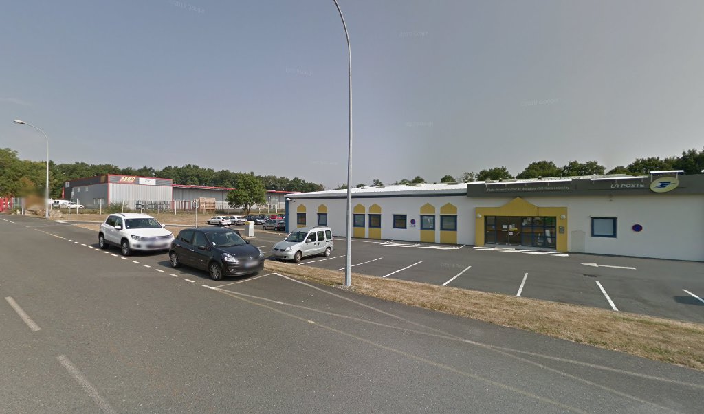 Retrouvez toutes les informations de contacts et horaires d&rsquo;ouverture pour La Poste Espace Clients Pro MONTAIGU VENDEE SAINT HILAIRE PDC1 situé à Montaigu vendee dans le département Vendée (85). Pour effectuer envoyer vos colis (colissimo, chronopost, suivi colis), une gestion [&hellip;]