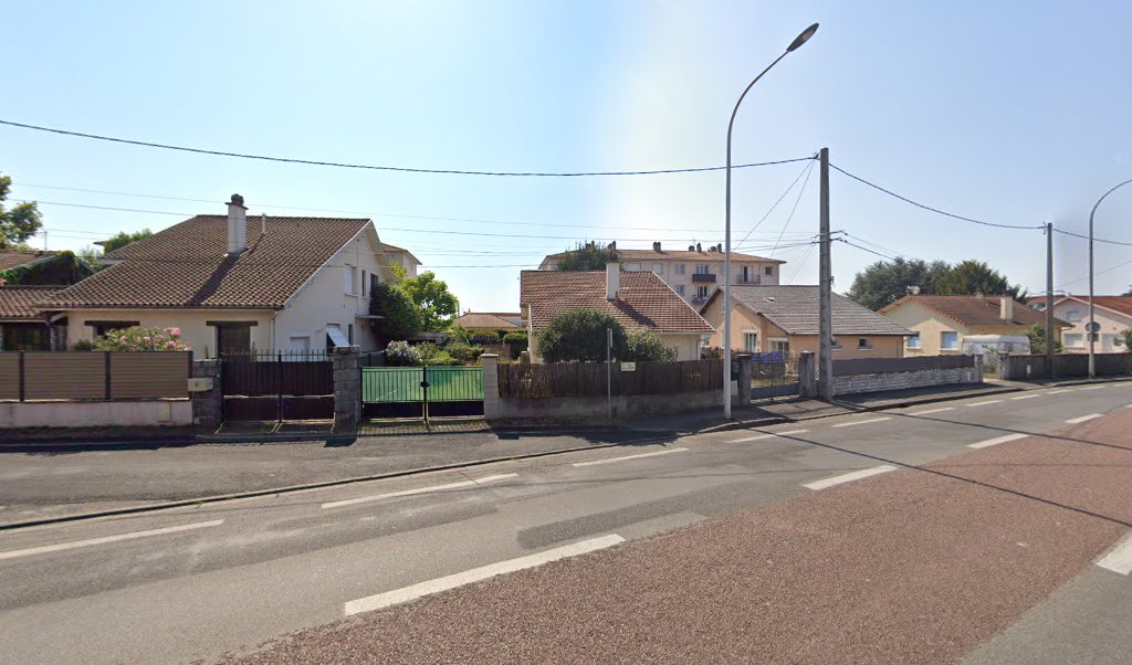 Retrouvez toutes les informations de contacts et horaires d&rsquo;ouverture pour Relais Pickup ABADIE TRAITEUR situé à Tarbes dans le département Hautes-Pyrénées (65). Pour effectuer envoyer vos colis (colissimo, chronopost, suivi colis), une gestion bancaire (banque postal, French Bank), votre courrier [&hellip;]