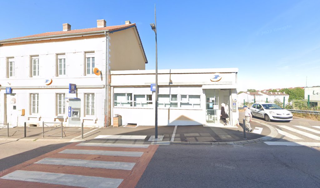 Retrouvez toutes les informations de contacts et horaires d&rsquo;ouverture pour La Poste FAULQUEMONT situé à Faulquemont dans le département Moselle (57). Pour effectuer envoyer vos colis (colissimo, chronopost, suivi colis), une gestion bancaire (banque postal, French Bank), votre courrier (suivi [&hellip;]