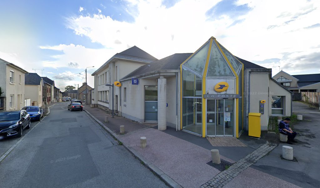 Retrouvez toutes les informations de contacts et horaires d&rsquo;ouverture pour La Poste ERNEE situé à Ernee dans le département Mayenne (53). Pour effectuer envoyer vos colis (colissimo, chronopost, suivi colis), une gestion bancaire (banque postal, French Bank), votre courrier (suivi [&hellip;]