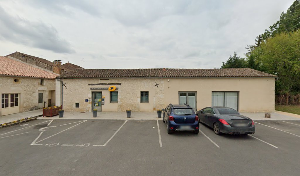 Retrouvez toutes les informations de contacts et horaires d&rsquo;ouverture pour La Poste SAINT ANTOINE DE BREUILH situé à St antoine de breuilh dans le département Dordogne (24). Pour effectuer envoyer vos colis (colissimo, chronopost, suivi colis), une gestion bancaire (banque [&hellip;]