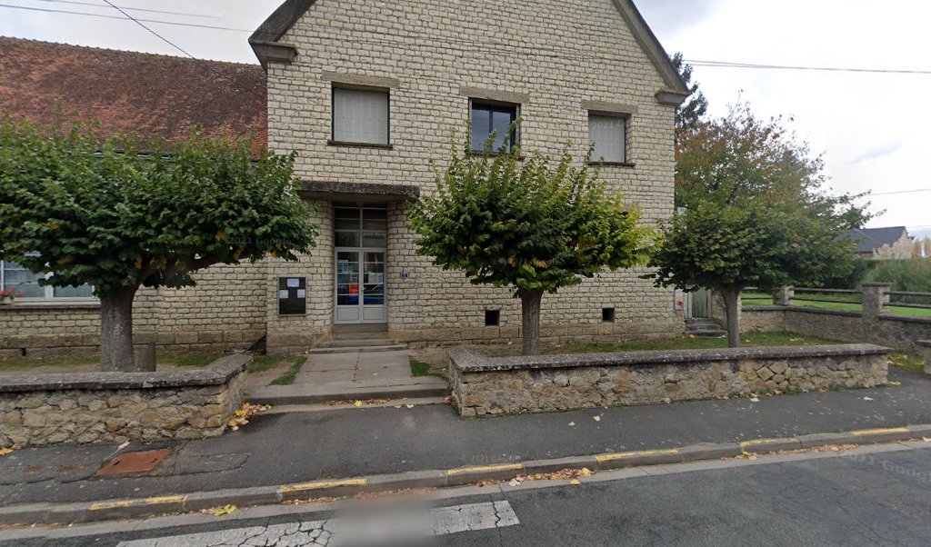 Retrouvez toutes les informations de contacts et horaires d&rsquo;ouverture pour La Poste Agence Communale MAILLE Mairie situé à Maille dans le département Indre-et-Loire (37). Pour effectuer envoyer vos colis (colissimo, chronopost, suivi colis), une gestion bancaire (banque postal, French Bank), [&hellip;]