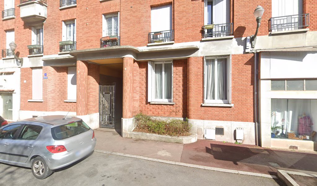 Retrouvez toutes les informations de contacts et horaires d&rsquo;ouverture pour Relais Pickup TABAC DU THEATRE situé à Suresnes dans le département Hauts-de-Seine (92). Pour effectuer envoyer vos colis (colissimo, chronopost, suivi colis), une gestion bancaire (banque postal, French Bank), votre [&hellip;]
