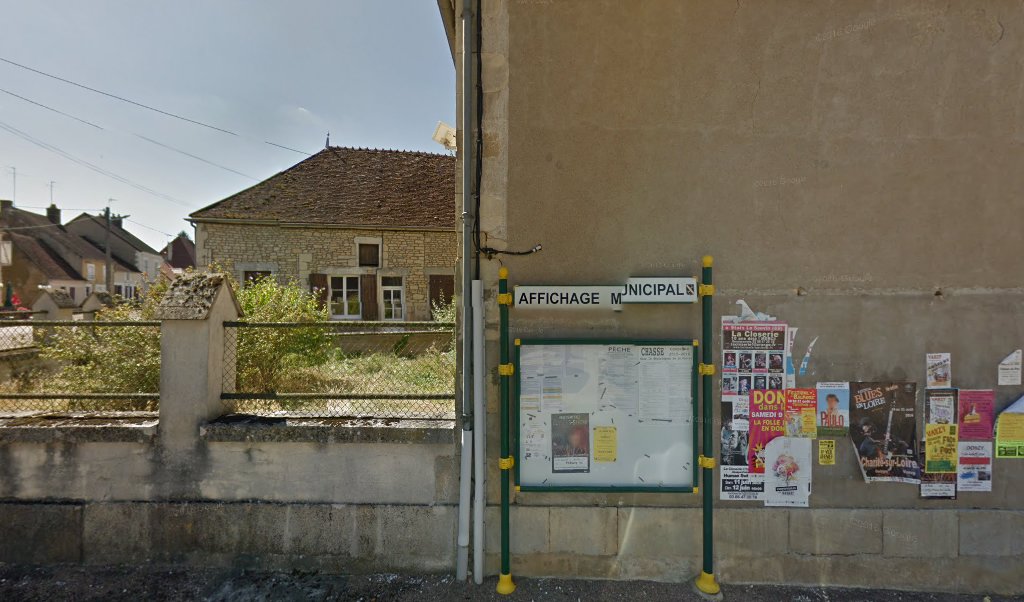 Retrouvez toutes les informations de contacts et horaires d&rsquo;ouverture pour La Poste Agence Communale COULOUTRE Mairie situé à Couloutre dans le département Nièvre (58). Pour effectuer envoyer vos colis (colissimo, chronopost, suivi colis), une gestion bancaire (banque postal, French Bank), [&hellip;]