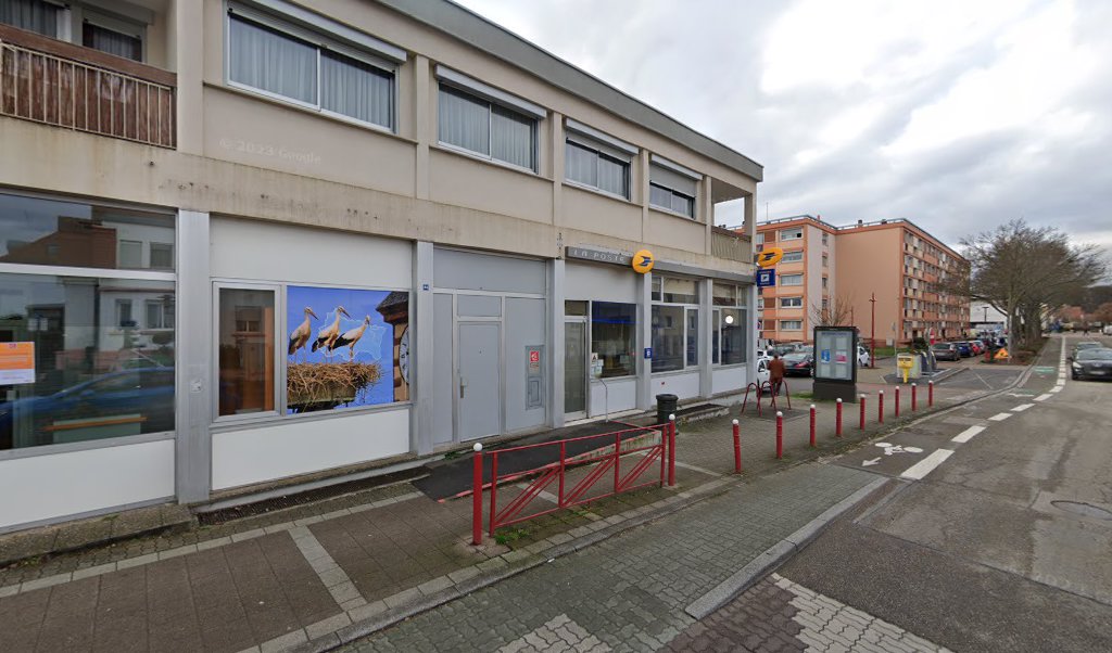 Retrouvez toutes les informations de contacts et horaires d&rsquo;ouverture pour La Poste MUNDOLSHEIM situé à Mundolsheim dans le département Bas-Rhin (67). Pour effectuer envoyer vos colis (colissimo, chronopost, suivi colis), une gestion bancaire (banque postal, French Bank), votre courrier (suivi [&hellip;]