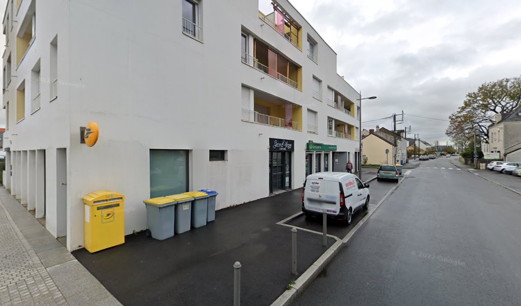 Retrouvez toutes les informations de contacts et horaires d&rsquo;ouverture pour La Poste THOUARE SUR LOIRE situé à Thouare sur loire dans le département Loire-Atlantique (44). Pour effectuer envoyer vos colis (colissimo, chronopost, suivi colis), une gestion bancaire (banque postal, French [&hellip;]