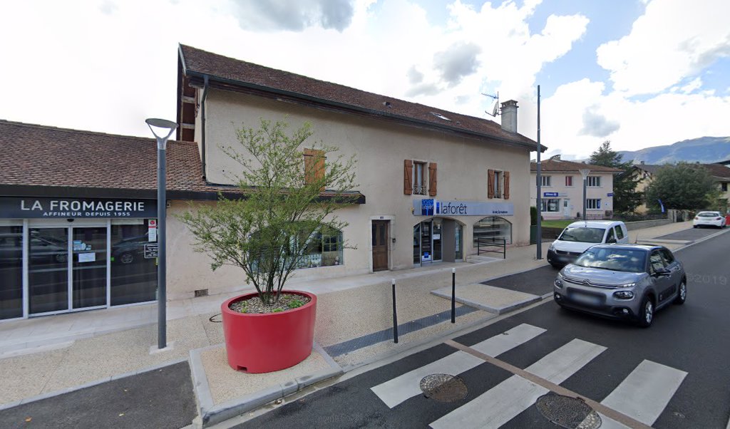 Retrouvez toutes les informations de contacts et horaires d&rsquo;ouverture pour Relais Pickup LA FROMAGERIE situé à St genis pouilly dans le département Ain (01). Pour effectuer envoyer vos colis (colissimo, chronopost, suivi colis), une gestion bancaire (banque postal, French Bank), [&hellip;]
