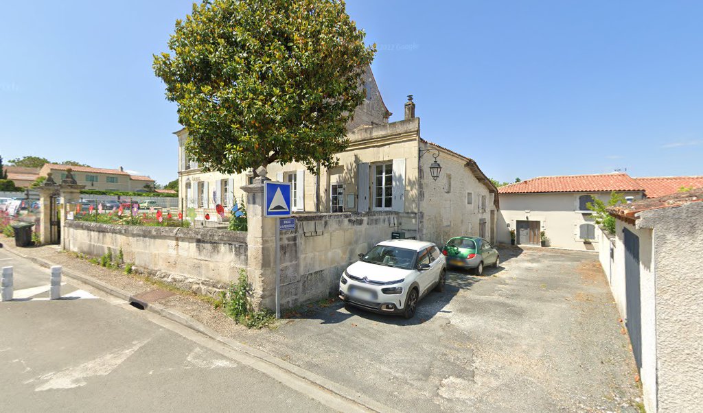 Retrouvez toutes les informations de contacts et horaires d&rsquo;ouverture pour La Poste Agence Communale CHERAC Mairie situé à Cherac dans le département Charente-Maritime (17). Pour effectuer envoyer vos colis (colissimo, chronopost, suivi colis), une gestion bancaire (banque postal, French Bank), [&hellip;]