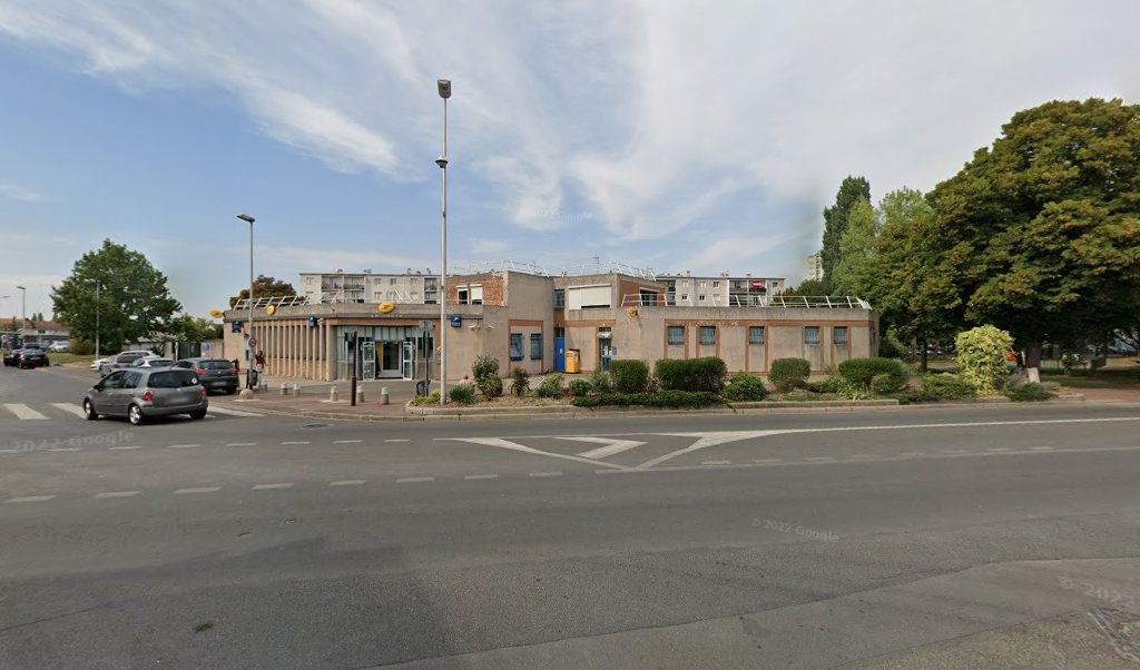 Retrouvez toutes les informations de contacts et horaires d&rsquo;ouverture pour Relais Pickup LA POSTE CARREPRO VILLEPINTE situé à Villepinte dans le département Seine-Saint-Denis (93). Pour effectuer envoyer vos colis (colissimo, chronopost, suivi colis), une gestion bancaire (banque postal, French Bank), [&hellip;]