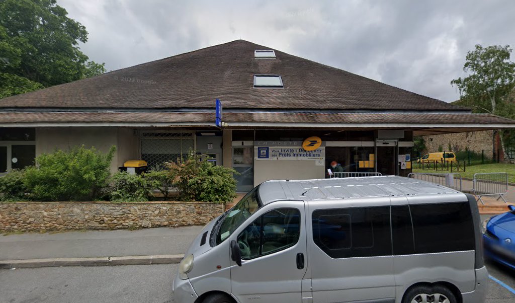 Retrouvez toutes les informations de contacts et horaires d&rsquo;ouverture pour La Poste SAINT ARNOULT EN YVELINES situé à St arnoult en yvelines dans le département Yvelines (78). Pour effectuer envoyer vos colis (colissimo, chronopost, suivi colis), une gestion bancaire (banque [&hellip;]