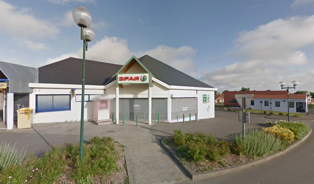 Retrouvez toutes les informations de contacts et horaires d&rsquo;ouverture pour La Poste FROSSAY situé à Frossay dans le département Loire-Atlantique (44). Pour effectuer envoyer vos colis (colissimo, chronopost, suivi colis), une gestion bancaire (banque postal, French Bank), votre courrier (suivi [&hellip;]