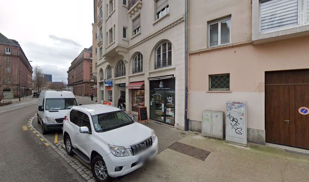Retrouvez toutes les informations de contacts et horaires d&rsquo;ouverture pour Relais Pickup ALI PHONE situé à Strasbourg dans le département Bas-Rhin (67). Pour effectuer envoyer vos colis (colissimo, chronopost, suivi colis), une gestion bancaire (banque postal, French Bank), votre courrier [&hellip;]