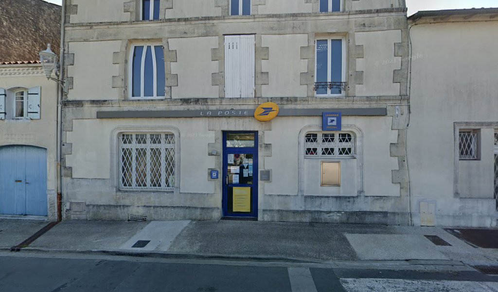 Retrouvez toutes les informations de contacts et horaires d&rsquo;ouverture pour La Poste MATHA situé à Matha dans le département Charente-Maritime (17). Pour effectuer envoyer vos colis (colissimo, chronopost, suivi colis), une gestion bancaire (banque postal, French Bank), votre courrier (suivi [&hellip;]