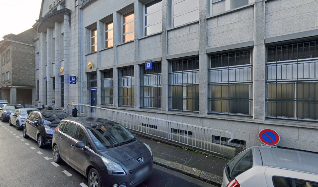 Retrouvez toutes les informations de contacts et horaires d&rsquo;ouverture pour La Poste FLERS situé à Flers dans le département Orne (61). Pour effectuer envoyer vos colis (colissimo, chronopost, suivi colis), une gestion bancaire (banque postal, French Bank), votre courrier (suivi [&hellip;]