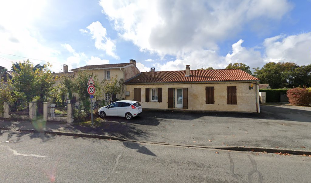 Retrouvez toutes les informations de contacts et horaires d&rsquo;ouverture pour La Poste Agence Communale VENSAC Mairie situé à Vensac dans le département Gironde (33). Pour effectuer envoyer vos colis (colissimo, chronopost, suivi colis), une gestion bancaire (banque postal, French Bank), [&hellip;]