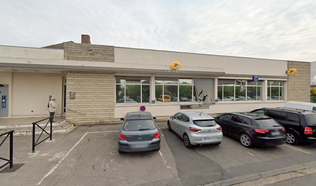 Retrouvez toutes les informations de contacts et horaires d&rsquo;ouverture pour La Poste TAVERNY PLAINE situé à Taverny dans le département Val-D&rsquo;Oise (95). Pour effectuer envoyer vos colis (colissimo, chronopost, suivi colis), une gestion bancaire (banque postal, French Bank), votre courrier [&hellip;]